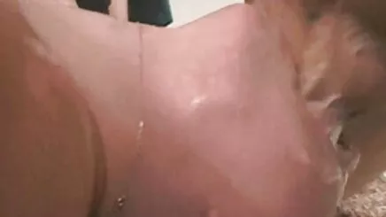 Dar deliklerden amatör porno yerli biri .