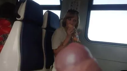 Lucy yerli sinema porno Tay ve 2 musluklar