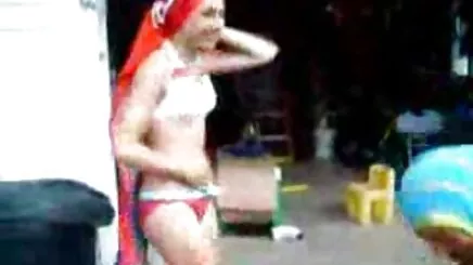 Ofisçe yerlı porno izle