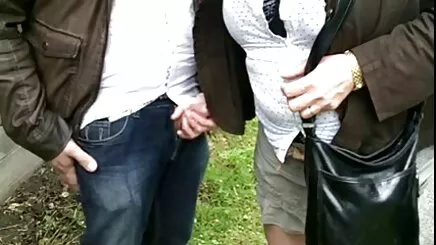 3 polis tarafından kaydedilen çıplak yerli porno filmler