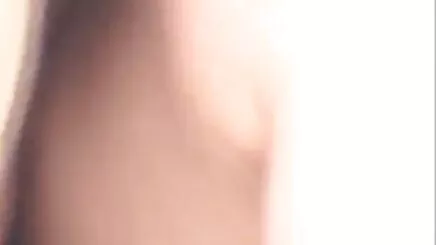 Bebeğim-Julia erotik video yerli göğüsleri ile oynuyor
