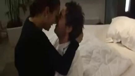Siyah türk yerli amatör sırtını ovmak ve tükürmek, büyük
