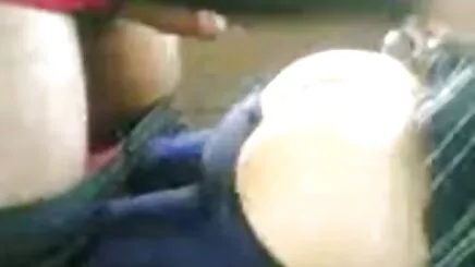 Büyük göt yatak odasında mastürbasyon yaparken türk yerli porno film izle yakalandı